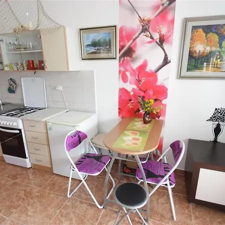 In 5627 Crikvenica